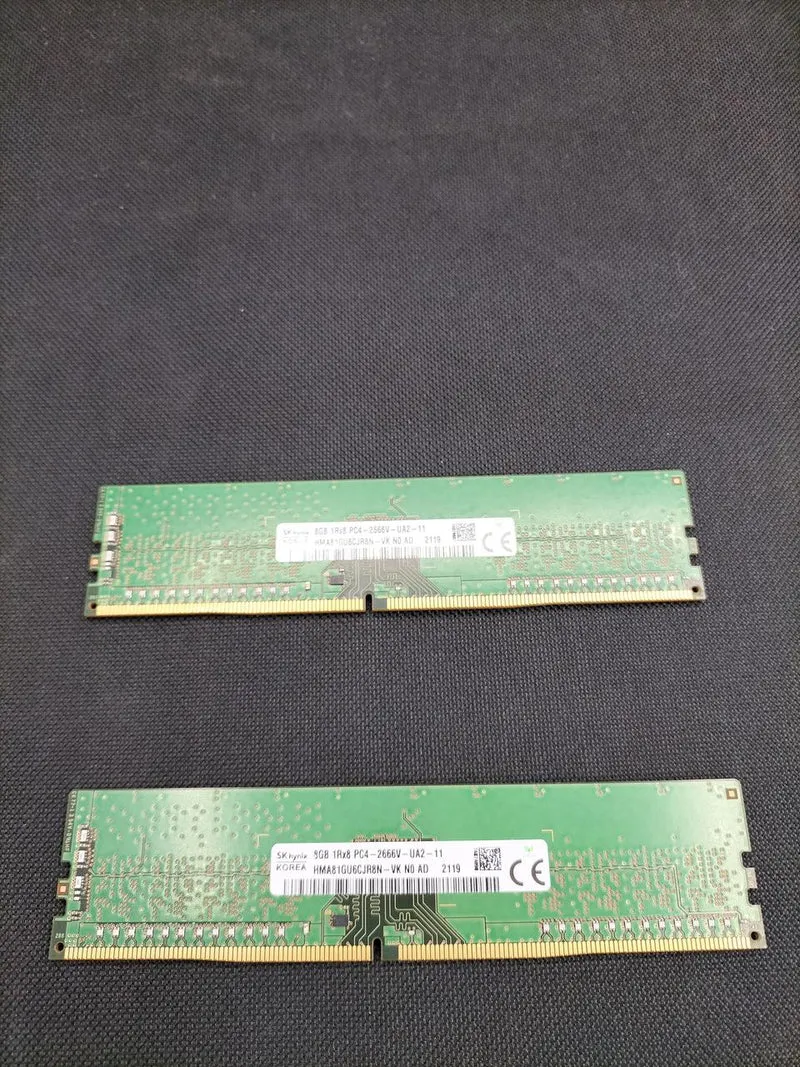 SKHYNIX [8GBx2] DDR-Speicher HMA81GU6CJR8N