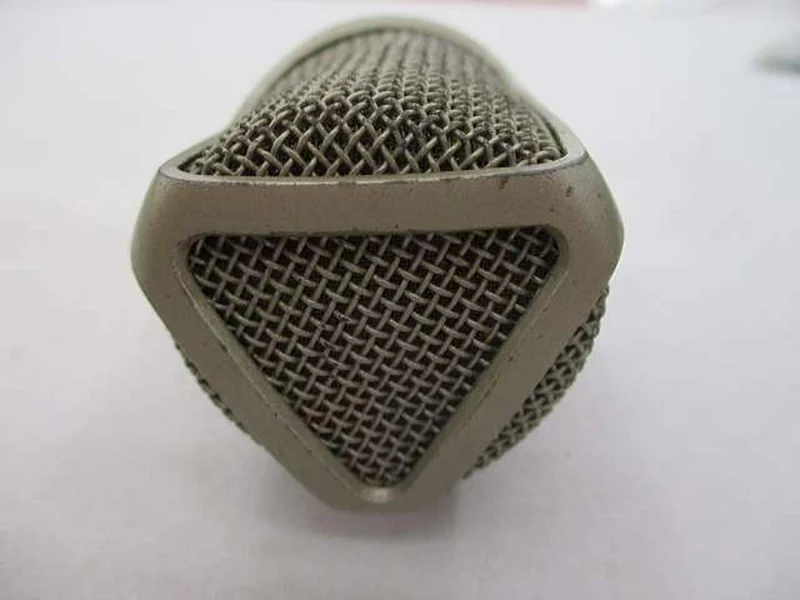 SONY Dynamisches Mikrofon F-560