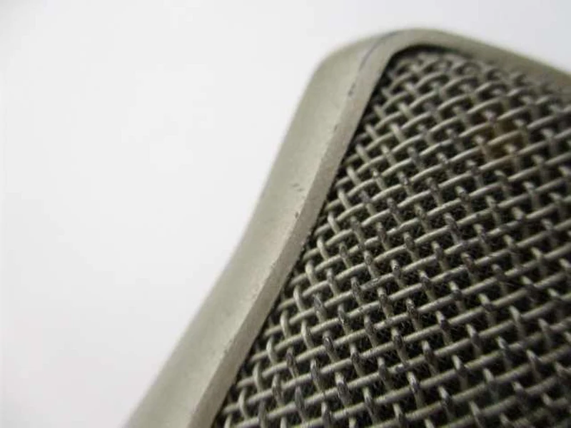 SONY Dynamisches Mikrofon F-560