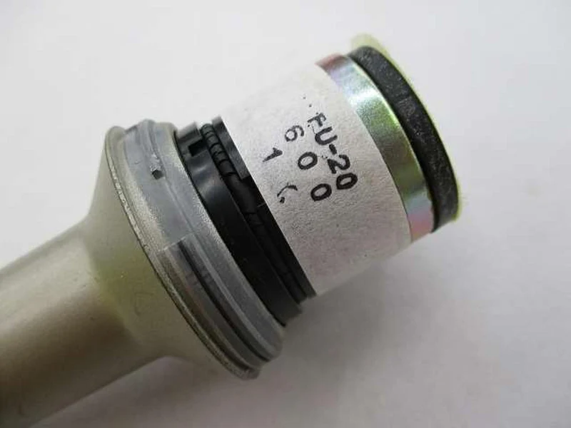 SONY Dynamisches Mikrofon F-560