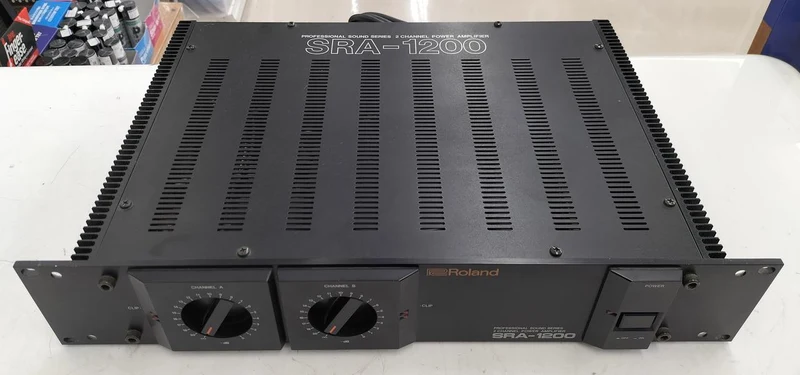 ROLAND Leistungsverstärker SRA-1200