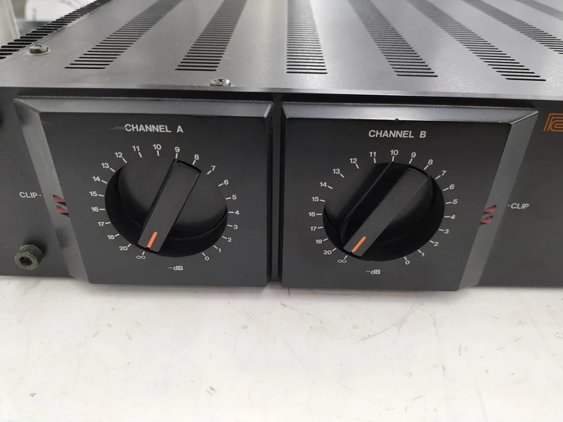ROLAND Leistungsverstärker SRA-1200