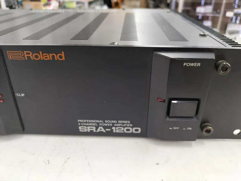 ROLAND Leistungsverstärker SRA-1200