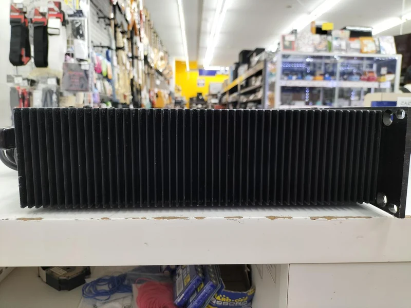 ROLAND Leistungsverstärker SRA-1200