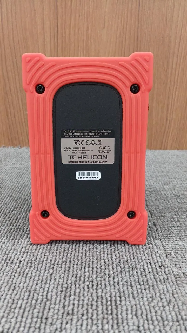 TC-HELICON Weitere Studioeffektpedale: VOICETONE R1