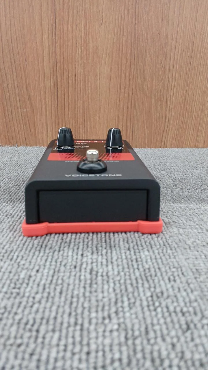 TC-HELICON Weitere Studioeffektpedale: VOICETONE R1