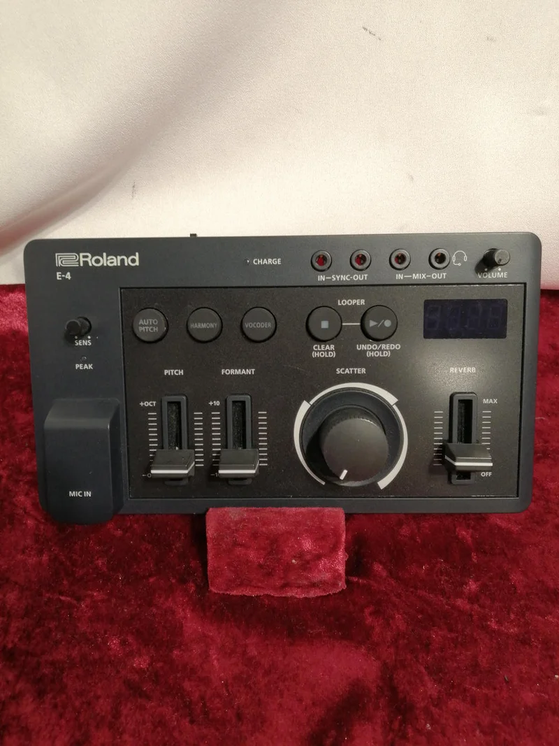 ROLAND Gesangseffektpedal E-4