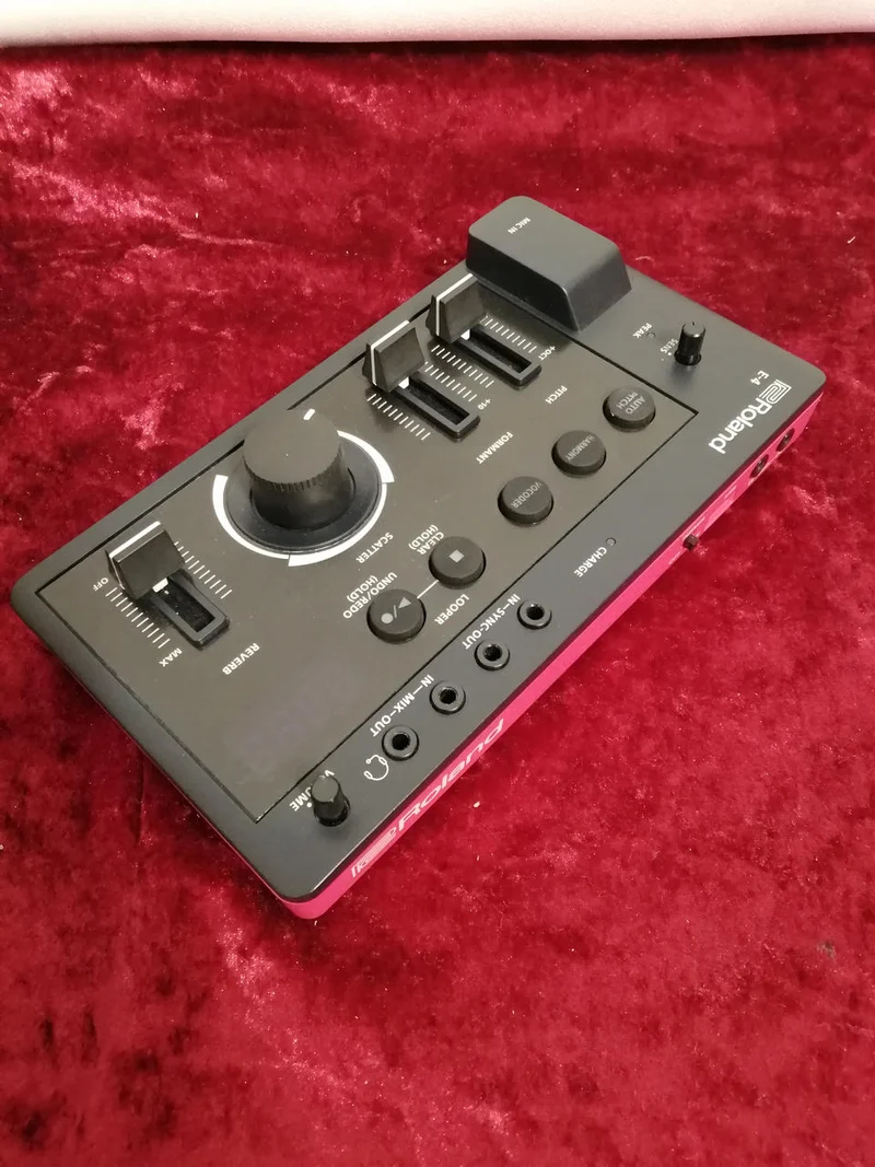 ROLAND Gesangseffektpedal E-4