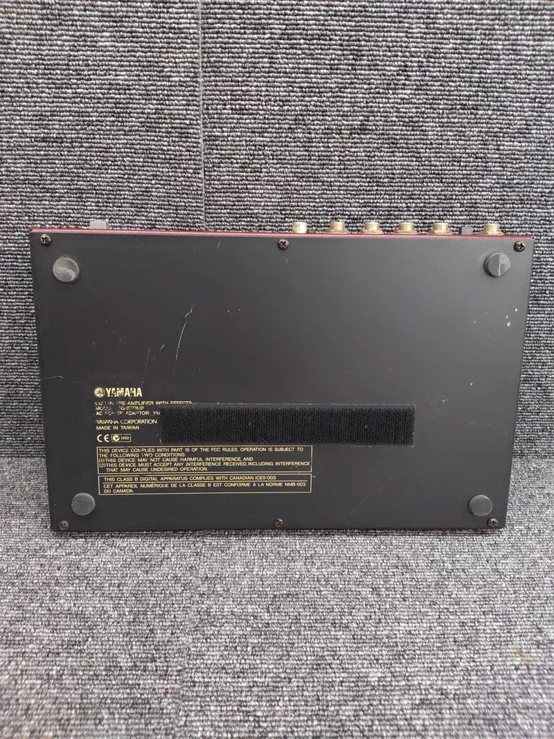 YAMAHA Multi-Effektpedal DG-STOMP