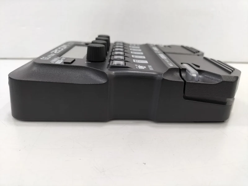 ZOOM Multi-Effekte G1 FOUR