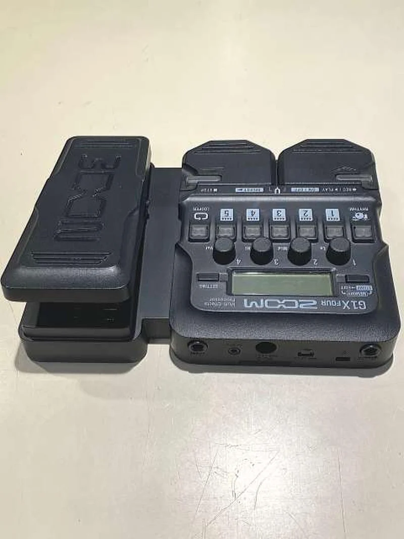 ZOOM Multi-Effekte G1X FOUR