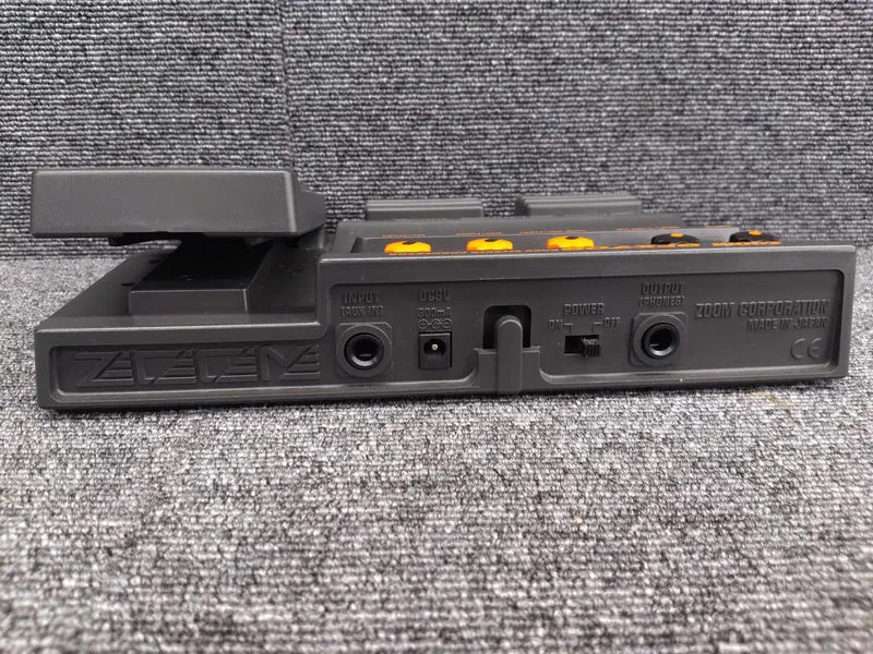 ZOOM Multi-Effektpedal BFX-708