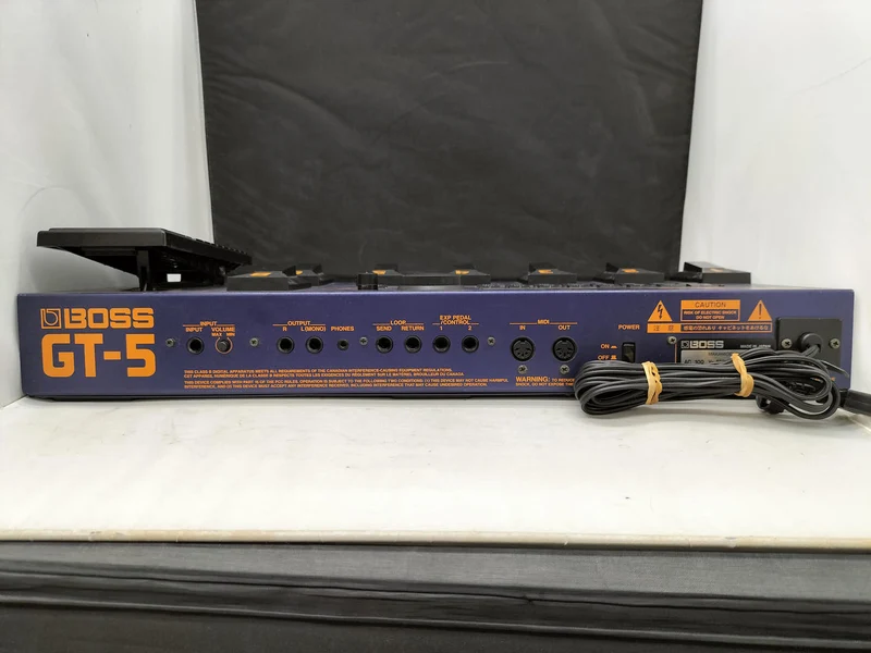 [SCHROTT] BOSS BOSS / Multi-Effektpedal / GT-5 GT-5
