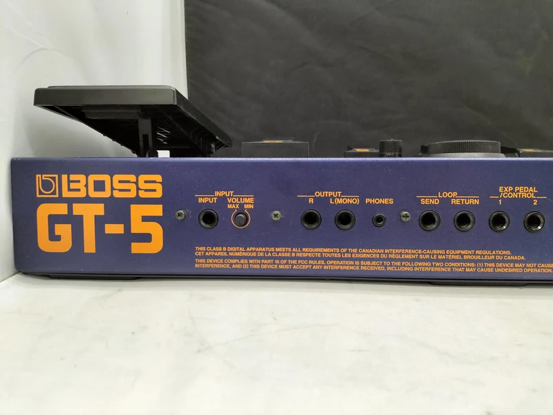 [SCHROTT] BOSS BOSS / Multi-Effektpedal / GT-5 GT-5