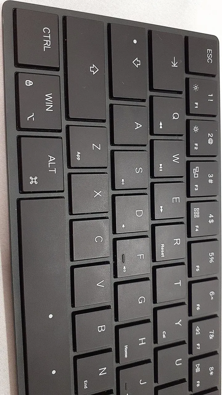 MISTEL Tastatur: MD68