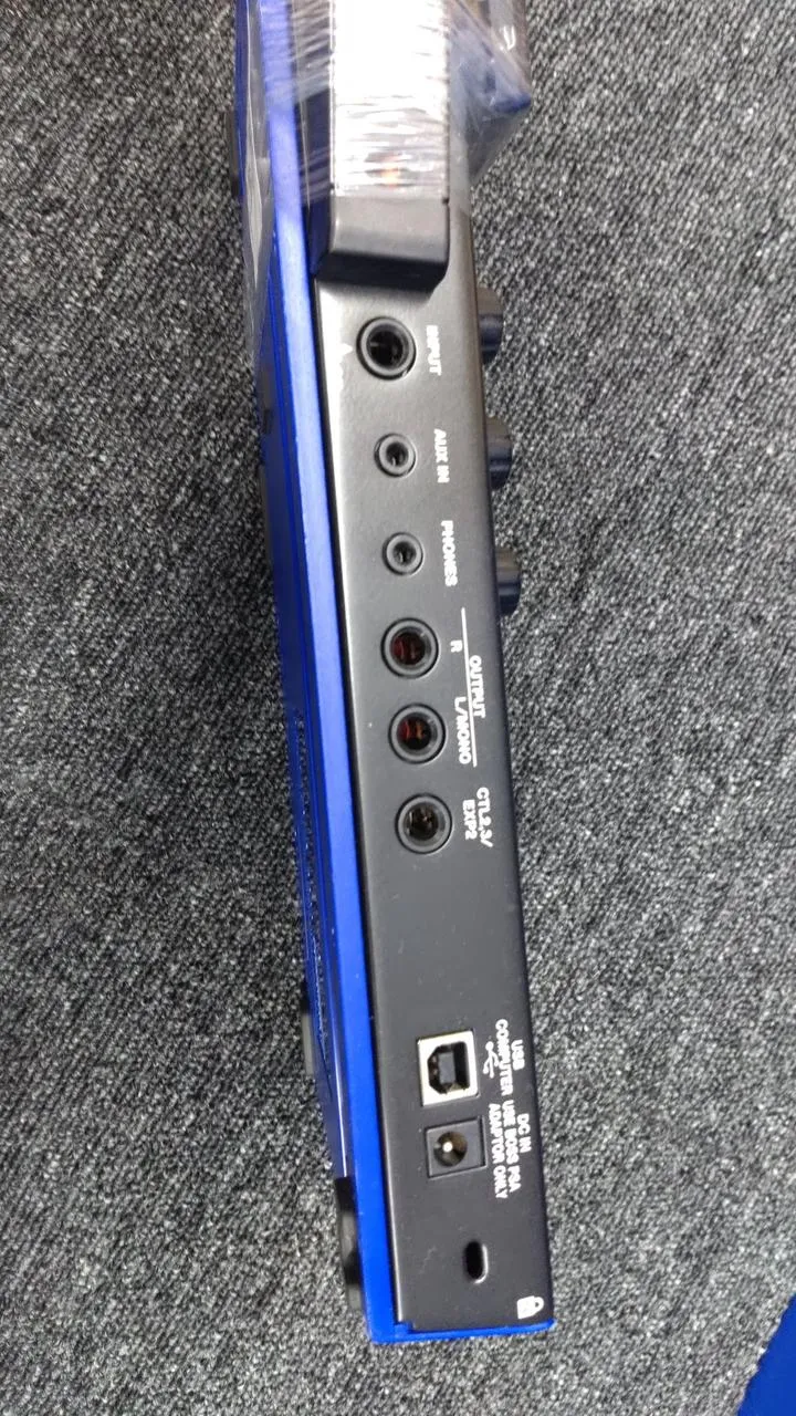 BOSS Multi-Effektgerät GT-1