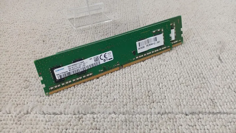 SAMSUNG Speicher M378A5244CB0