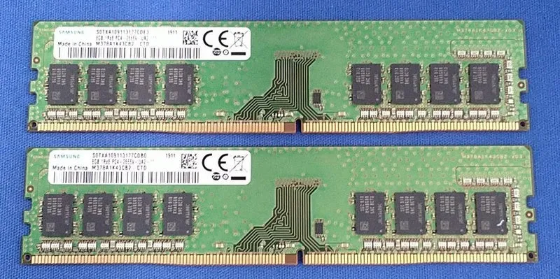 SAMSUNG PC-Speicher × 2 M378A1K43CB2-CTD