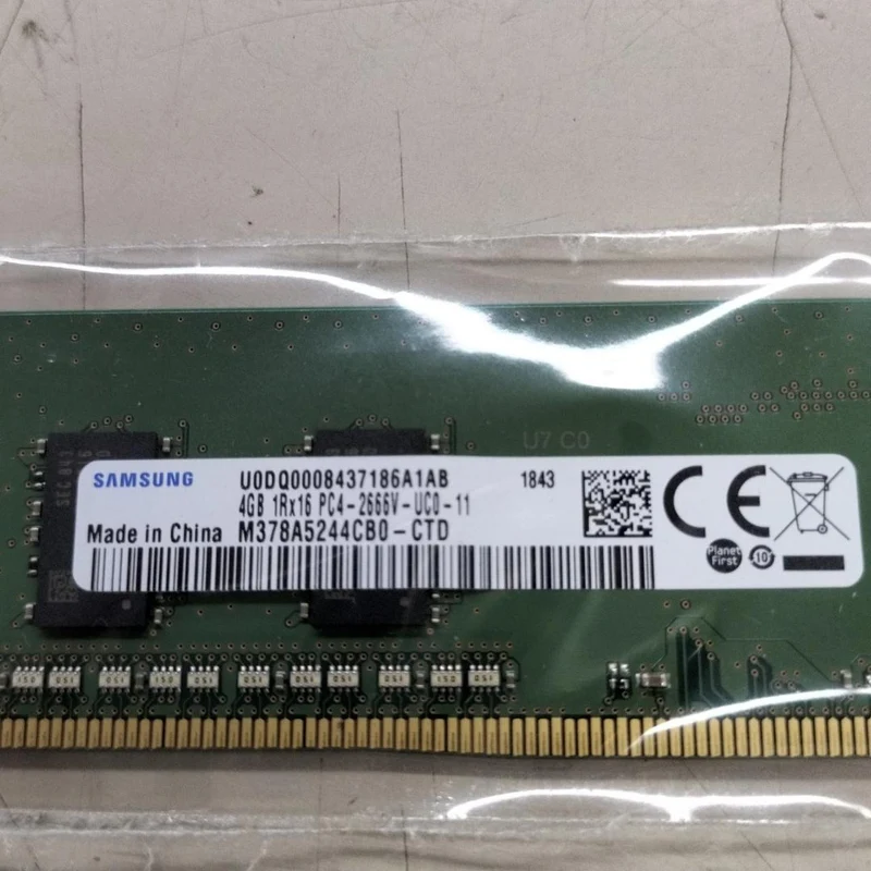 SAMSUNG PC-Speicher PC4-2666V 4 GB