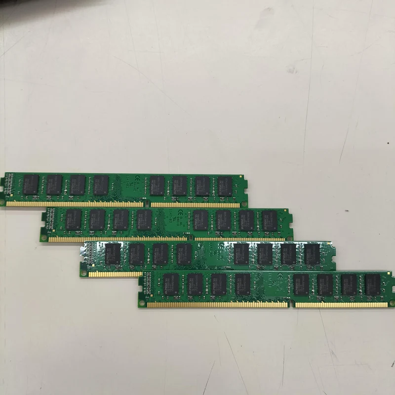 [SCHROTT] KINGSTON DDR3 16GB Set KVR1333D3N9K4
