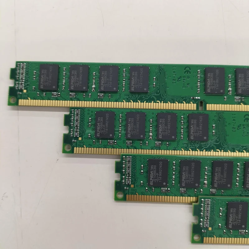 [SCHROTT] KINGSTON DDR3 16GB Set KVR1333D3N9K4