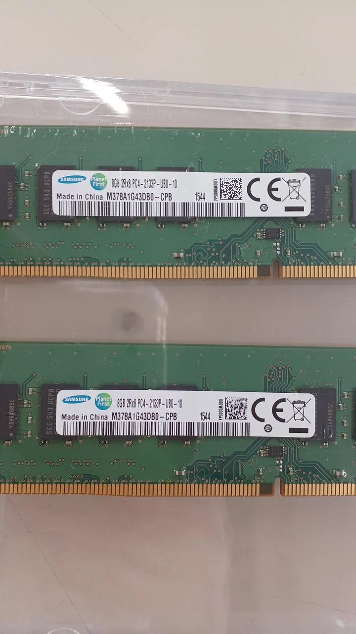 SAMSUNG DDR4 M378A1K43DB0-CPB 16GB(8GB×2)