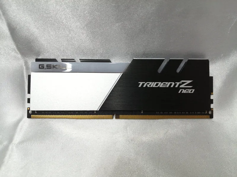 G.SKILL Speicher: F4-3600C18D-32GTZN