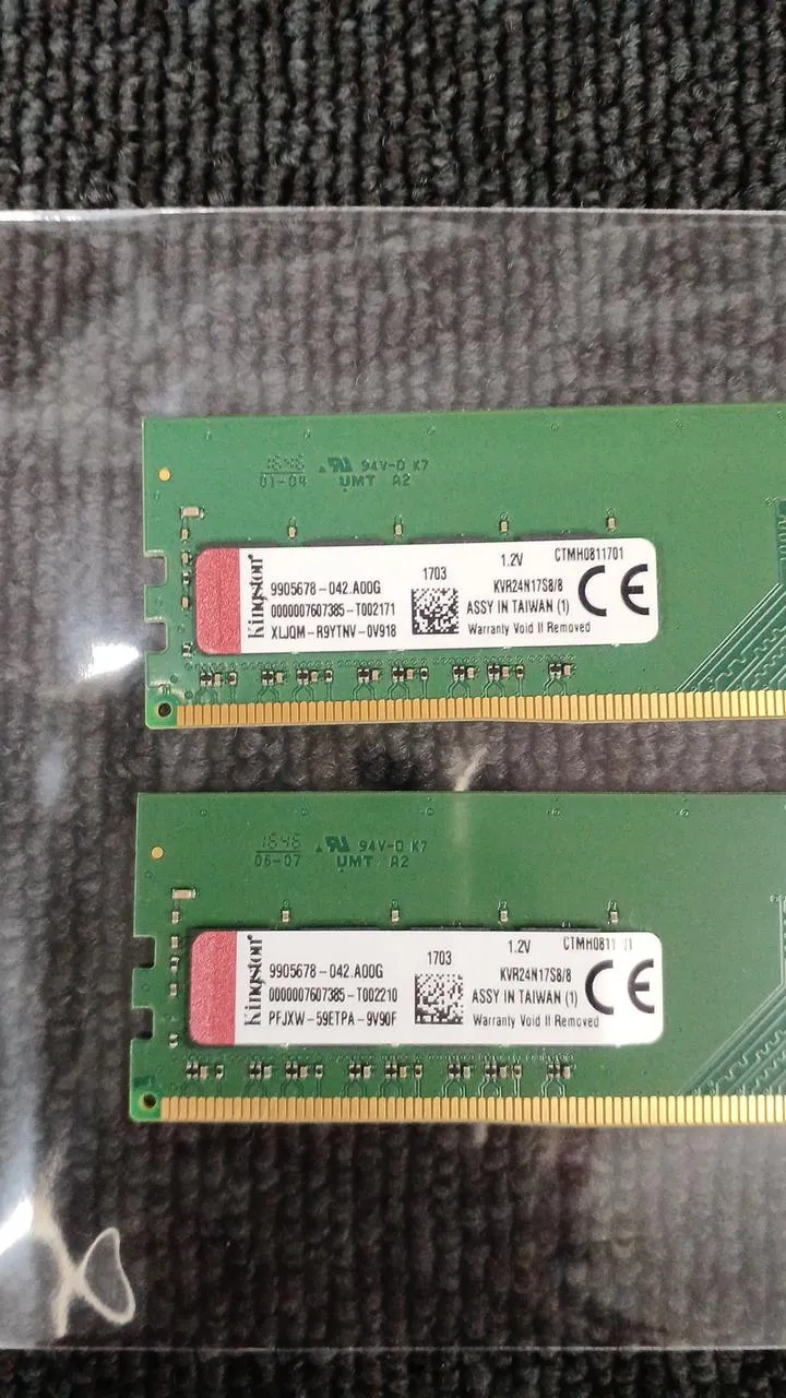 KINGSTON DDR4 Desktop-Speicher KVR24N17S8/8