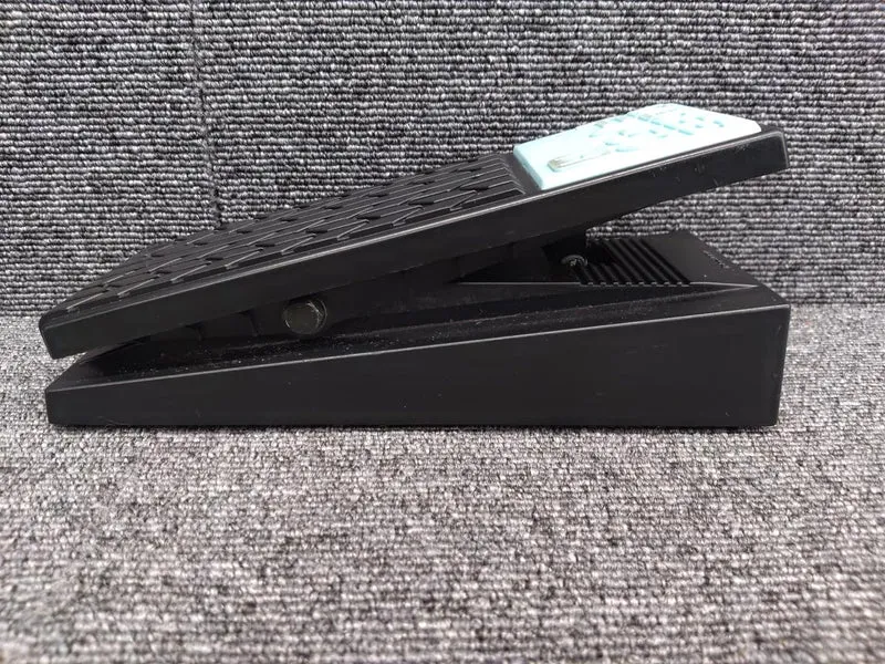 BOSS Volume Pedal FV-50