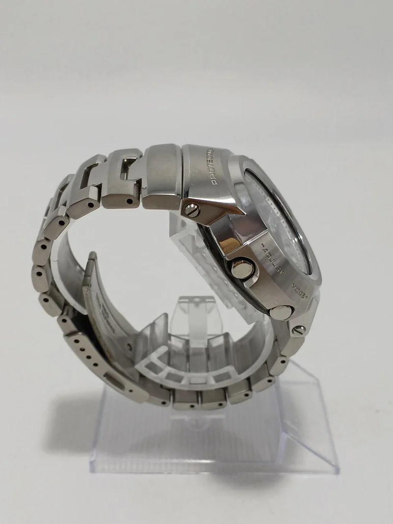 CASIO G-SHOCK AWM-500D-1A8JF