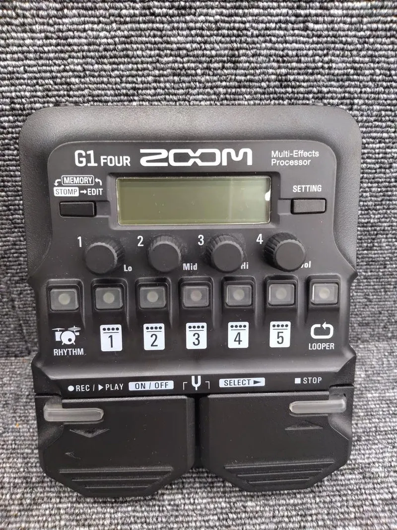 ZOOM Multi-Effekte G1 FOUR