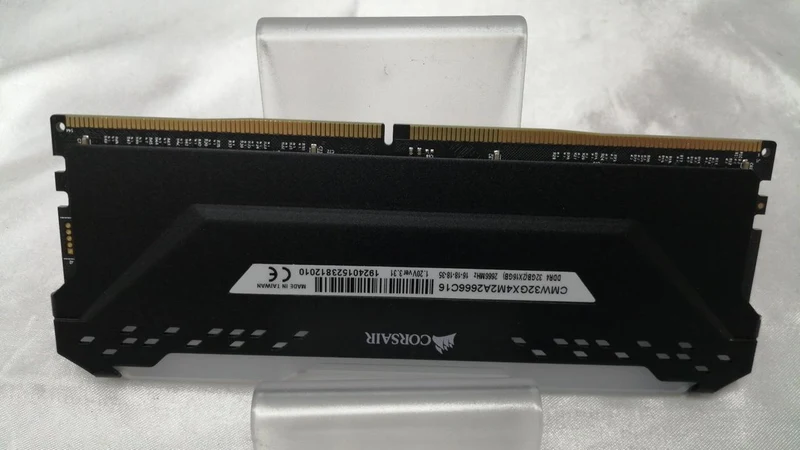 CORSAIR PC-Speicher CMW32GX4M2A2666C16