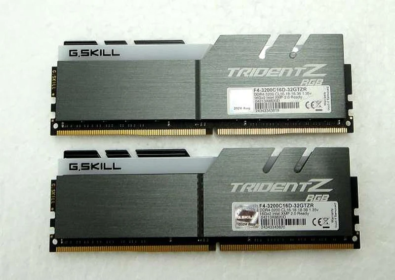 G.SKILL DDR4 Desktop-Speicher 16 GB × 2, Gesamt 32 GB F4-3200C16D-32GTZR
