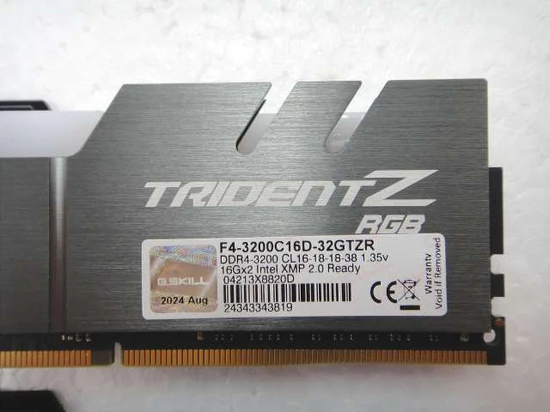 G.SKILL DDR4 Desktop-Speicher 16 GB × 2, Gesamt 32 GB F4-3200C16D-32GTZR