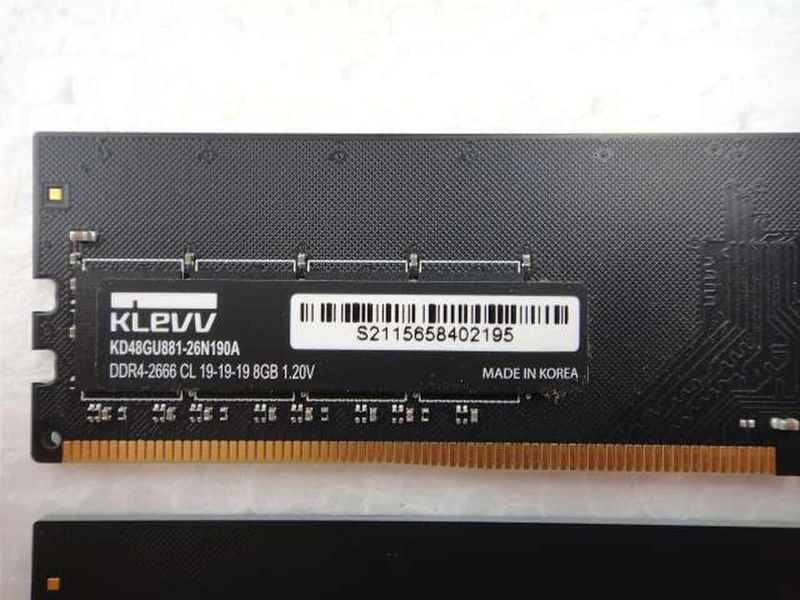KLEVV DDR4 (PC4)-2666 8GBx2 (Gesamt 16GB) KD48GU881-26N190A