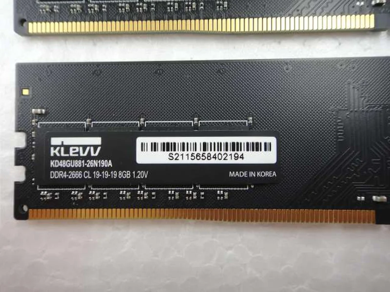 KLEVV DDR4 (PC4)-2666 8GBx2 (Gesamt 16GB) KD48GU881-26N190A