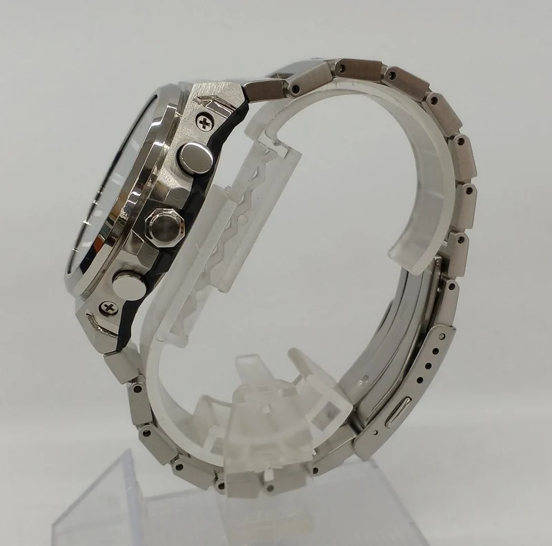 CASIO G-SHOCK GST-B1000