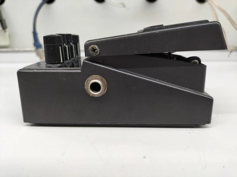 BOSS Distortion MT-2