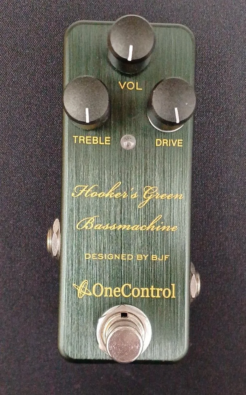 ONECONTROL Bass-Effektpedal: HOOKERS GRÜNE BASSMASCHINE
