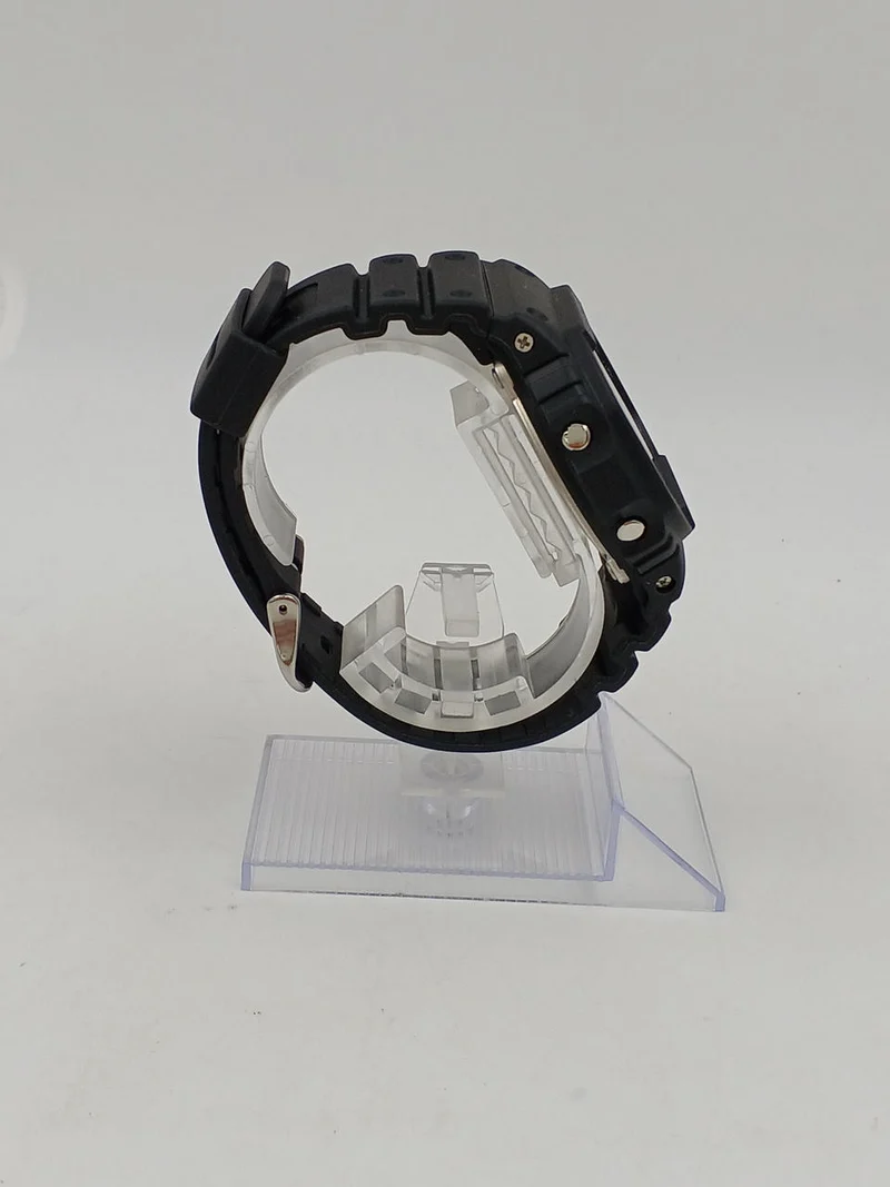CASIO G-SHOCK Quarz-Digitalarmbanduhr DW-5600UE-1JF
