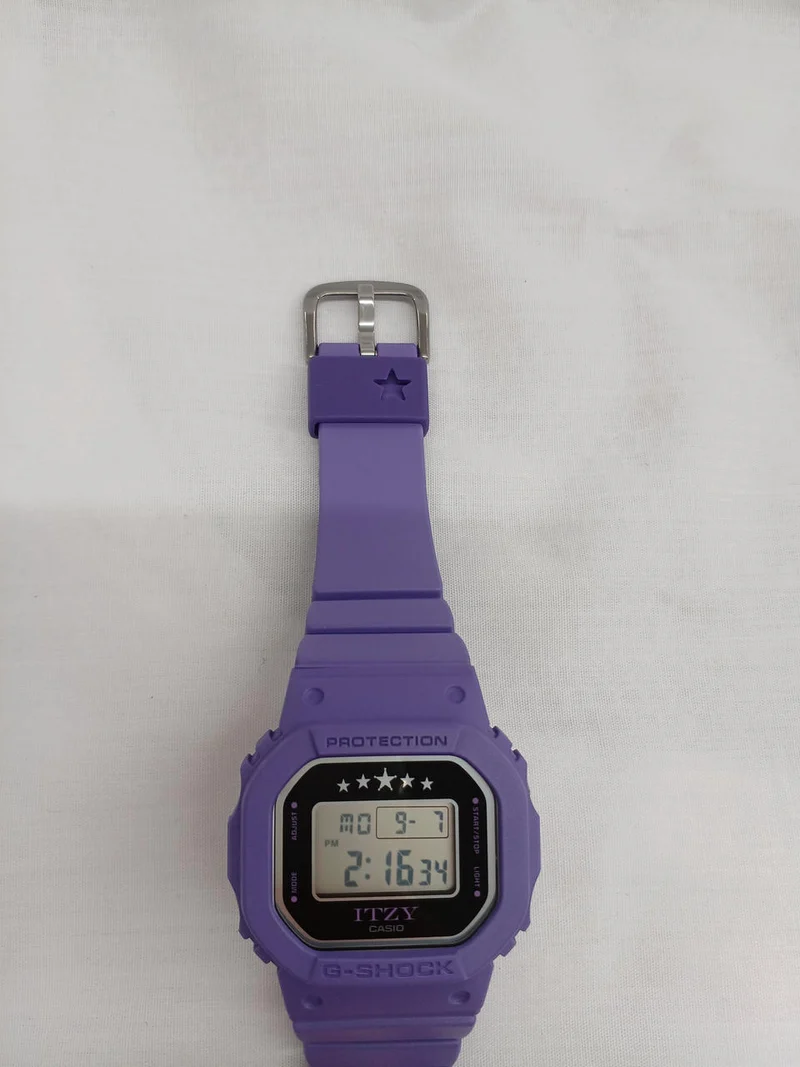 CASIO G-SHOCK ITZY Kollaborationsmodell GMD-S5610IT-6JR