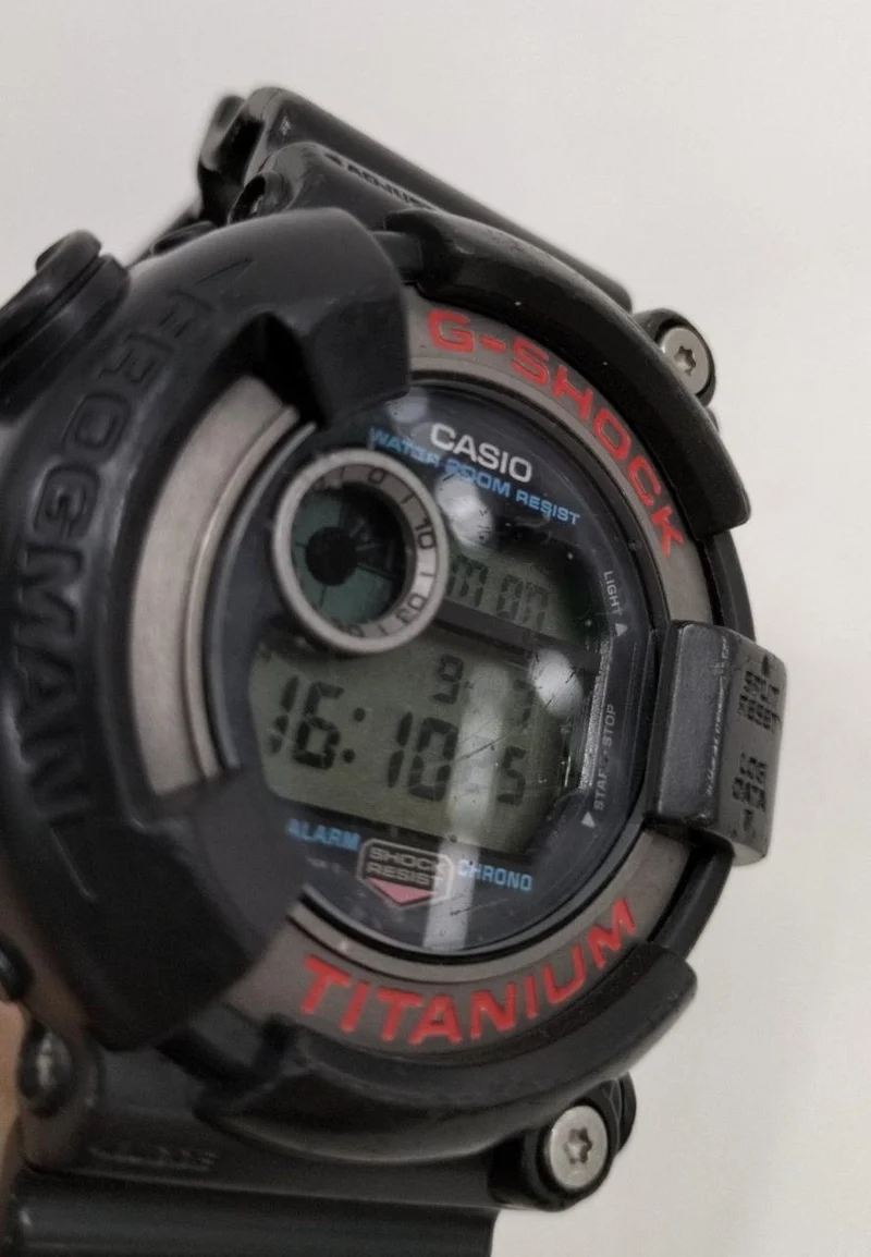 CASIO G-SHOCK PROCMAN DW-8200-1A
