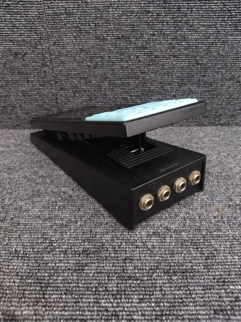 BOSS Volume Pedal FV-50H