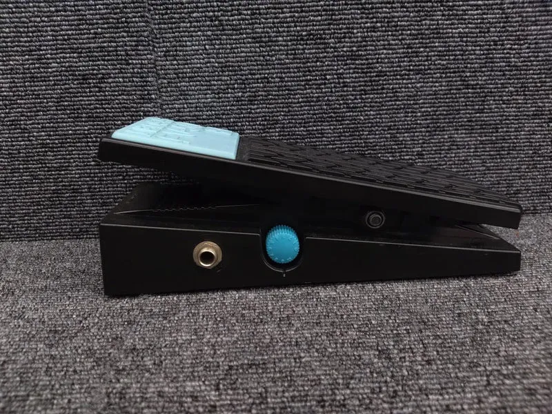 BOSS Volume Pedal FV-50H