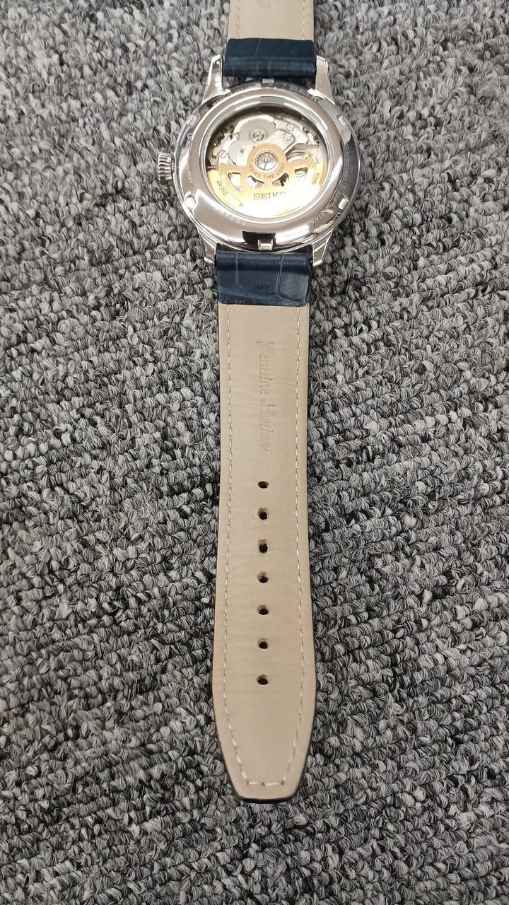 SEIKO Automatik 4R35-01T0
