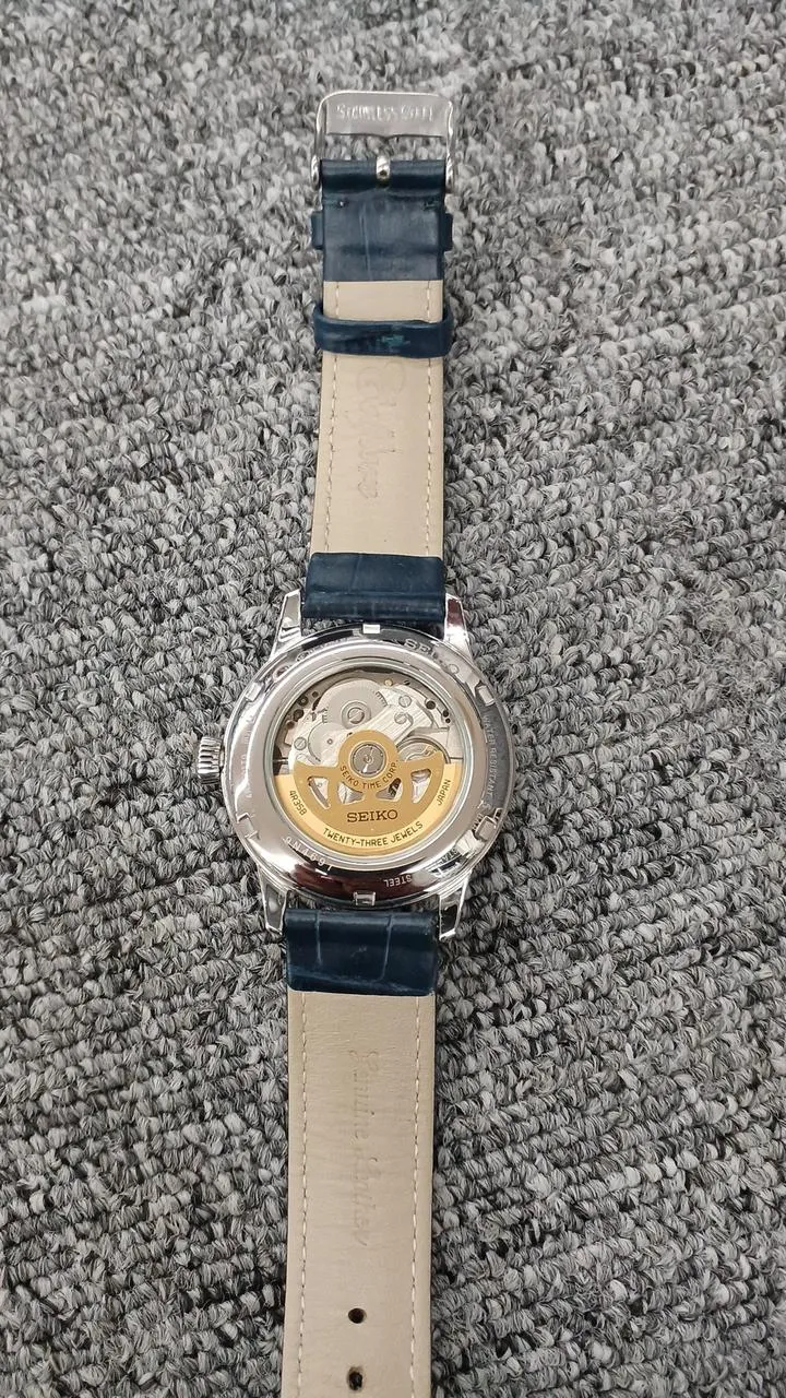 SEIKO Automatik 4R35-01T0