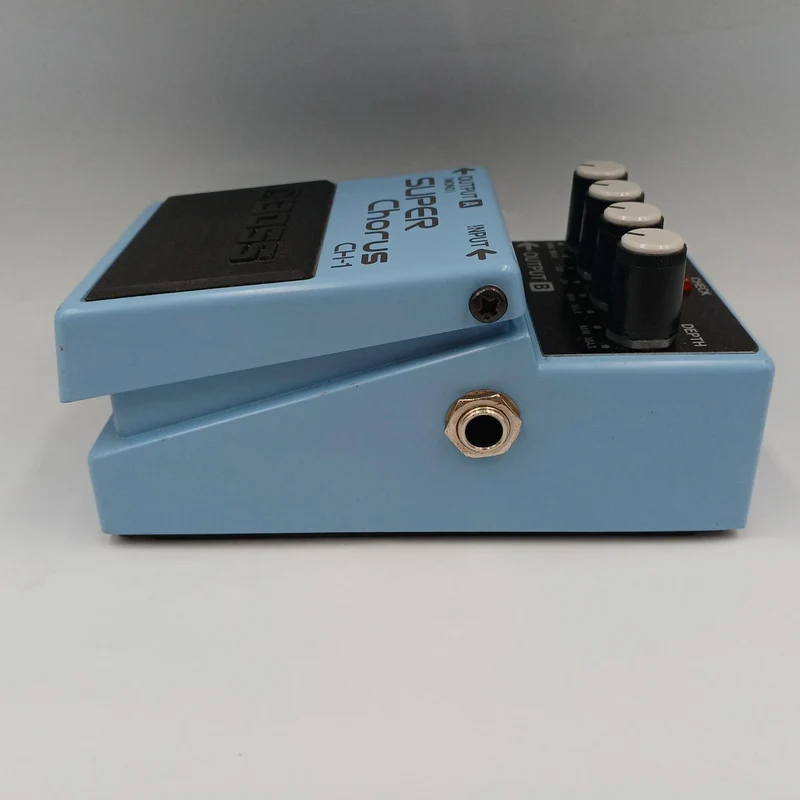 BOSS Effektpedal CH-1