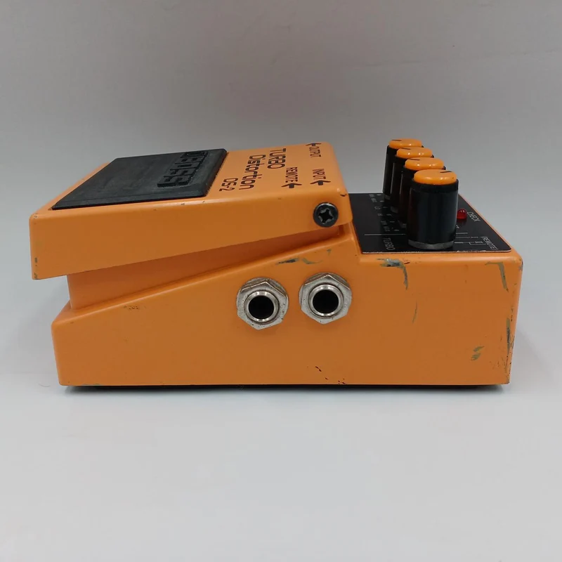 BOSS Distortion DS-2