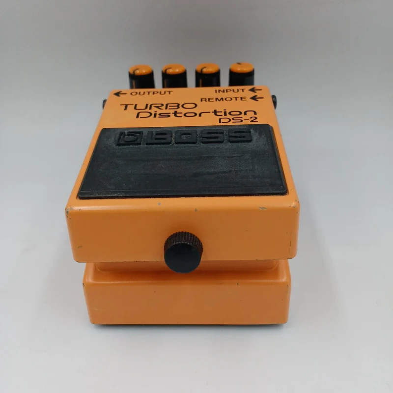 BOSS Distortion DS-2