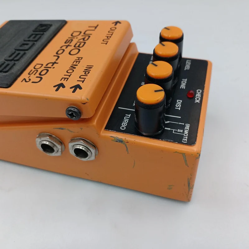 BOSS Distortion DS-2